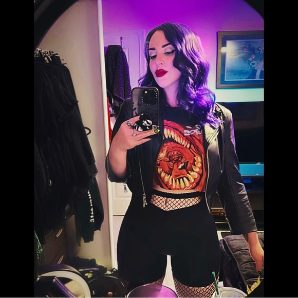 Meet your Posher, Ashley - Picture 4 of 4